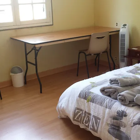 Le Curieux De Conques 3*