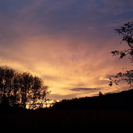 Le Curieux De Conques Oda ve Kahvaltı Saint-Cyprien-sur-Dourdou