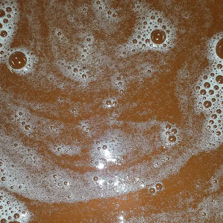 Oda ve Kahvaltı Le Curieux De Conques Saint-Cyprien-sur-Dourdou