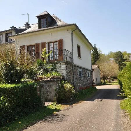 Le Curieux De Conques Oda ve Kahvaltı Saint-Cyprien-sur-Dourdou