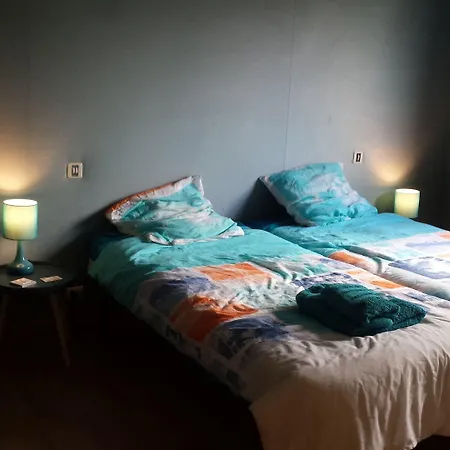 Le Curieux De Conques 3*