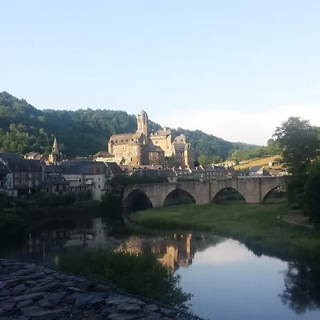 Panzió Le Curieux De Conques 3*