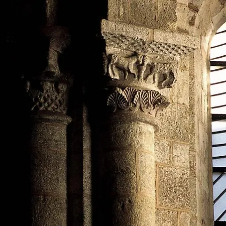 Le Curieux De Conques