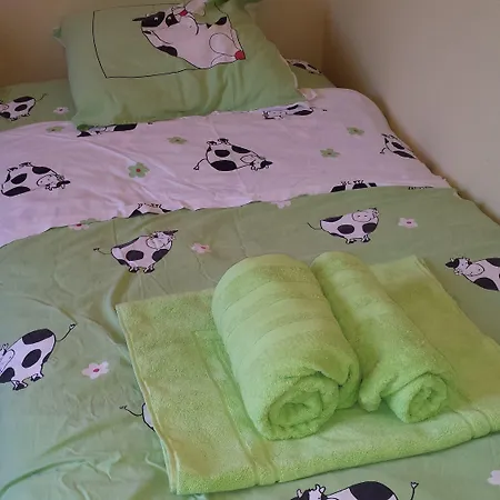 Le Curieux De Conques 3* Saint-Cyprien-sur-Dourdou