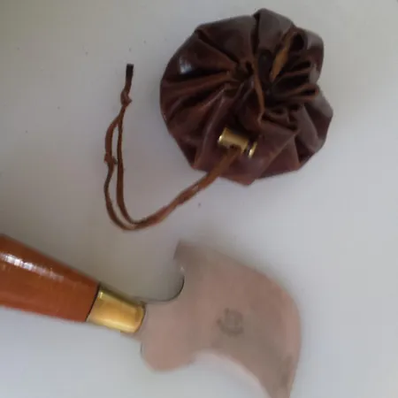 Le Curieux De Conques 3*