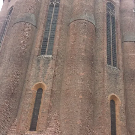 Le Curieux De Conques B&B