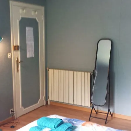 Le Curieux De Conques B&B Saint-Cyprien-sur-Dourdou