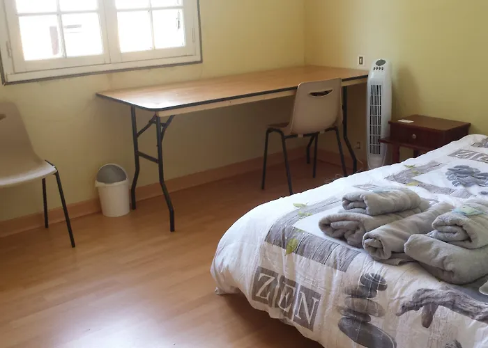 Le Curieux De Conques 3*