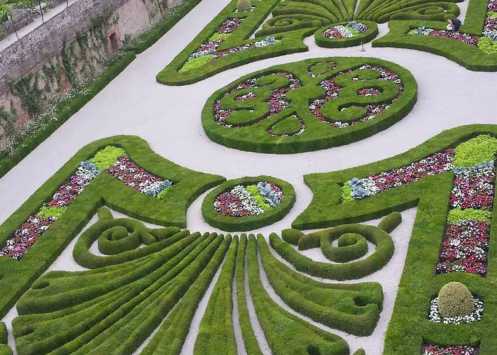 Le Curieux De Conques Frühstückspension