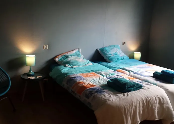 Le Curieux De Conques 3*