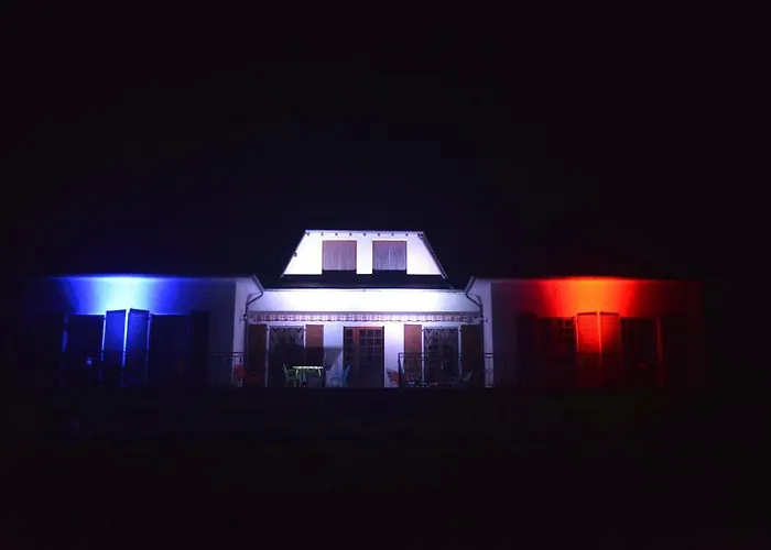 Le Curieux De Conques